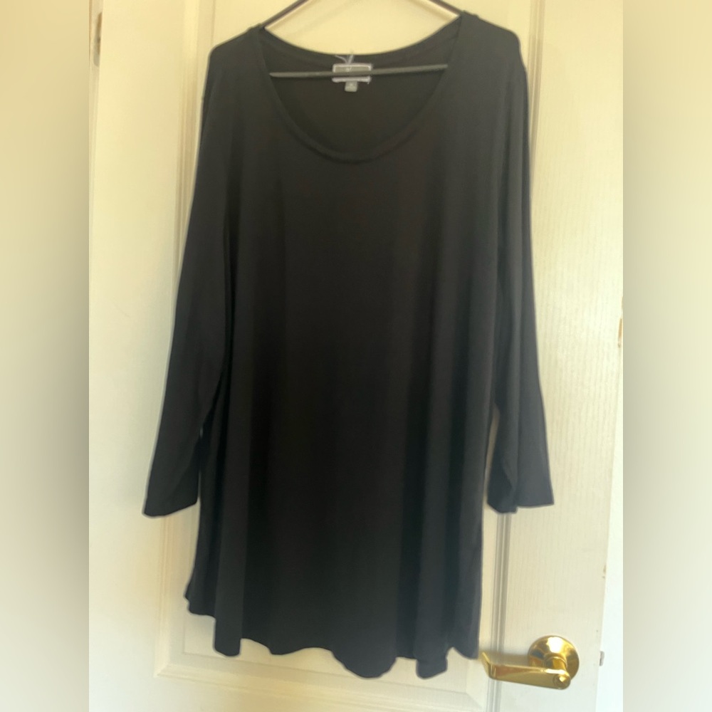 JM collection women long sleeve black shirt. 3X